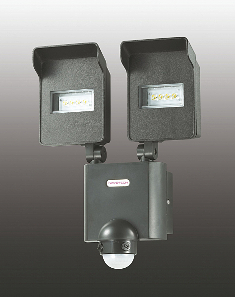 Уличный LED настенный светильник Novotech Titan 357220